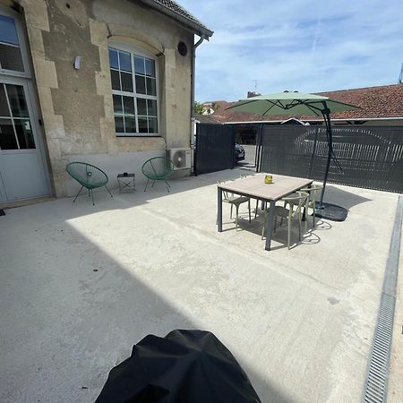Ferienwohnung Le Cote Cour Dole Exterior foto
