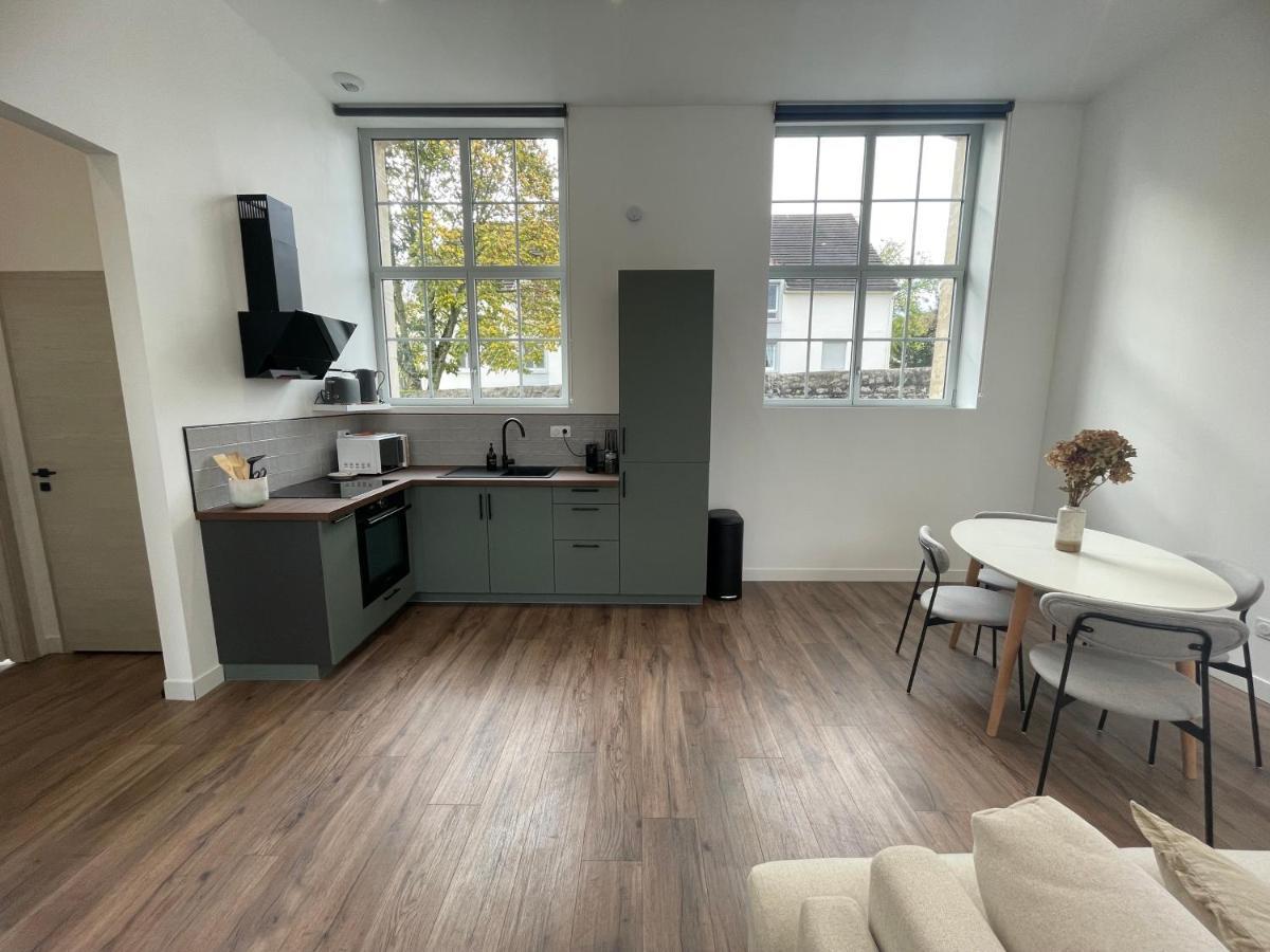 Ferienwohnung Le Cote Cour Dole Exterior foto